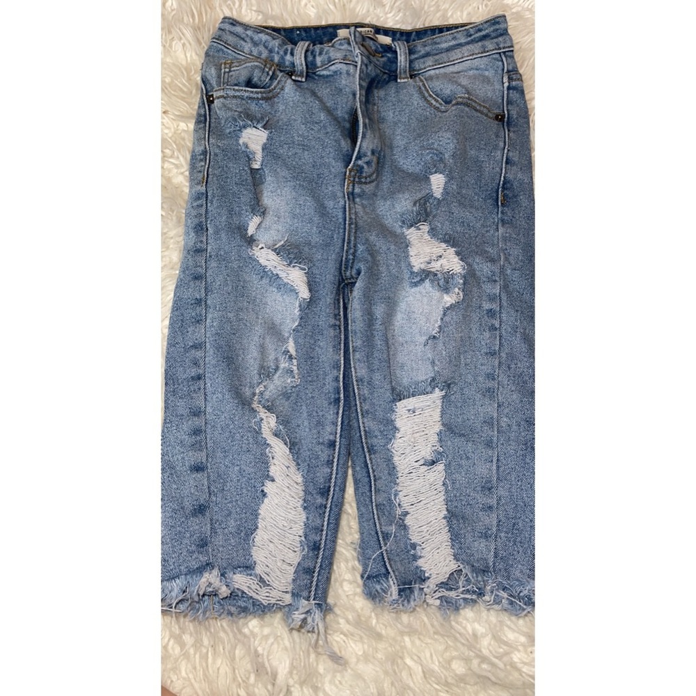 bermuda shorts